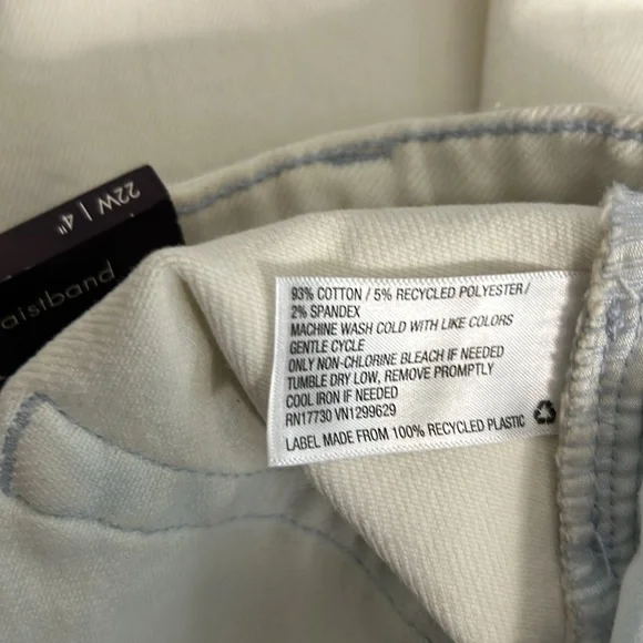 Ava &Viv Tie Dye High Rise Midi Shorts Size 22W - Picture 6 of 8